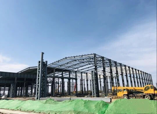 Steel Construction Workshop Steel Structure Warehouse With Heavy-Duty Punching Processing