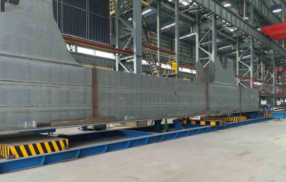 Durable Modern Design Pedestrian Steel Truss Bridge for Construction Metal Structures for Office Buildings Houses Parks Schools