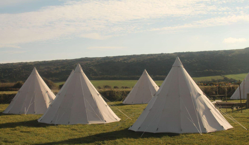 PVDF PTFE Waterproof Football Tennis Sport Courts Tent Roof Tension Membrane Structures for Outdoor Stadium Roof