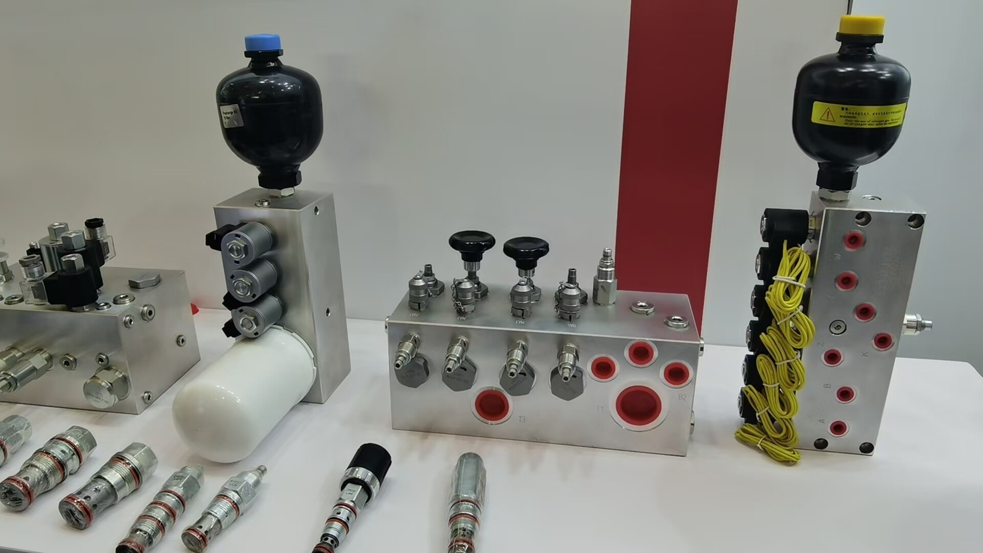 Hydraulic Valve Manifold