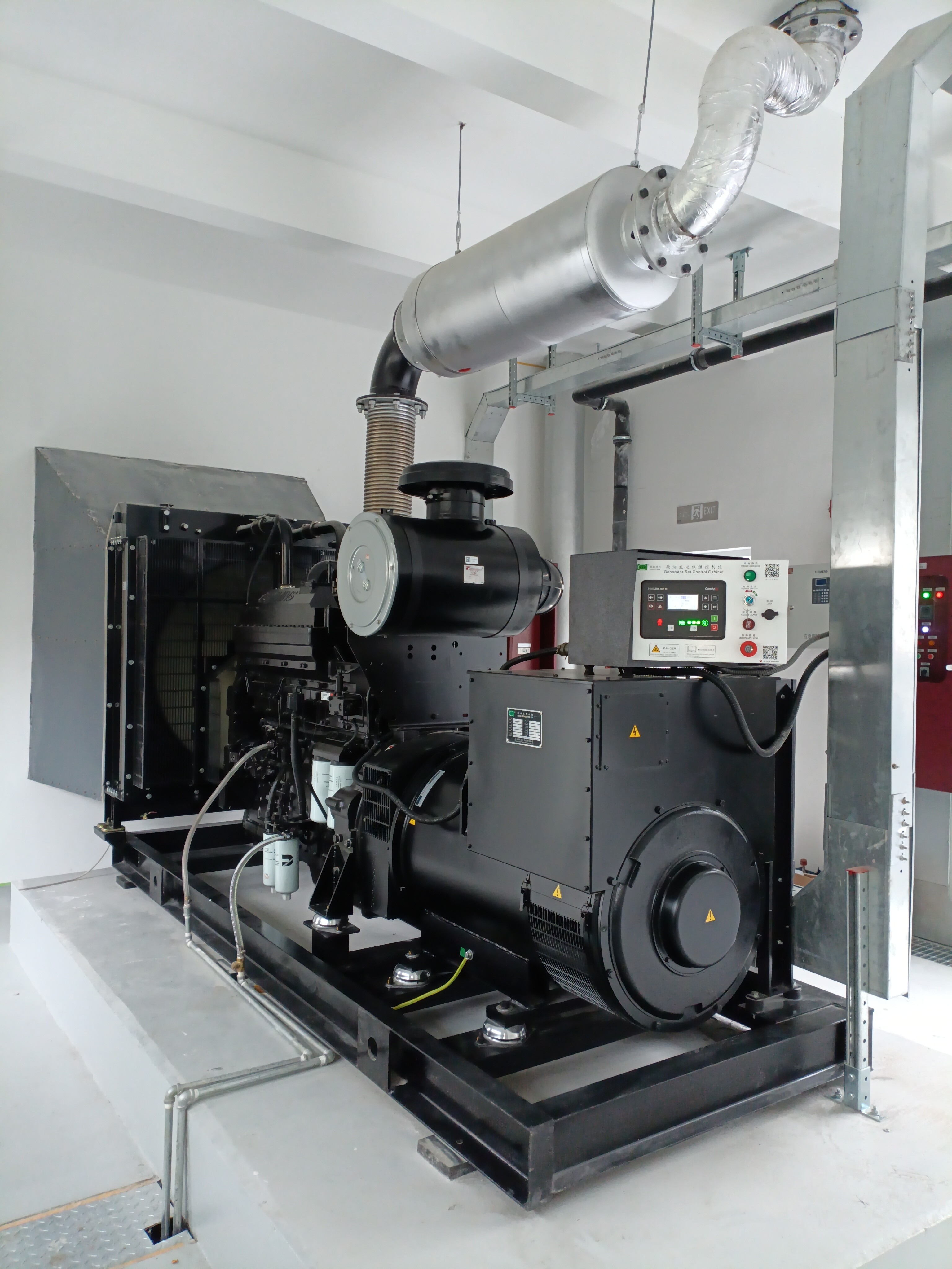 تم تسليم مجموعة المولدات الخاصة بنا بقدرة 400KW من كامينز إلى إدارة سكك حديد الصين، وسيتم تقديم تدريب وتصحيح مباشر على الموقع لضمان استخدام أكثر كفاءة للآلة.