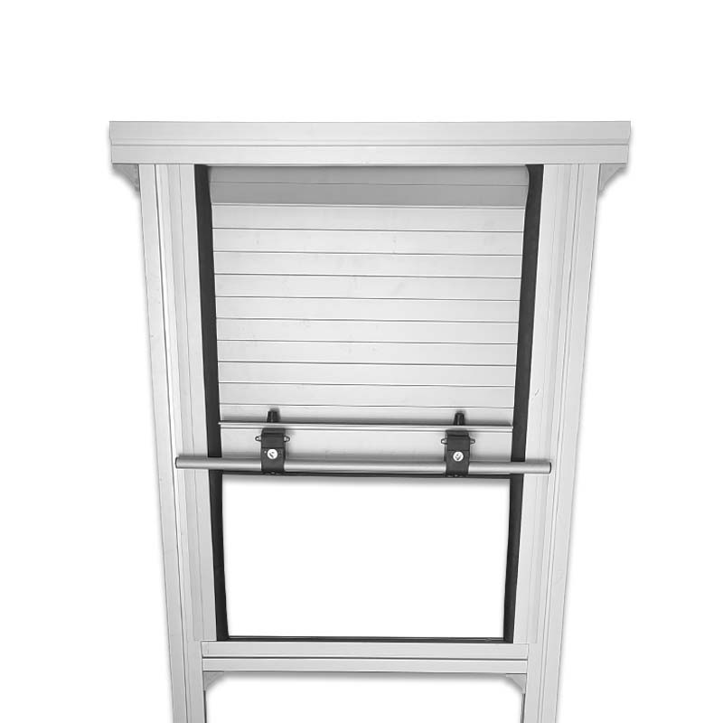 Roll-up door for fire trucks