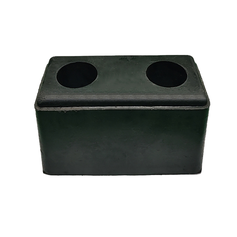 Anti-collision rubber blocks for refrigerated trucks