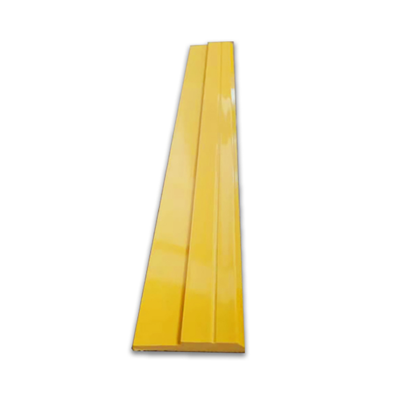 Insulating strips for reefer trucks
