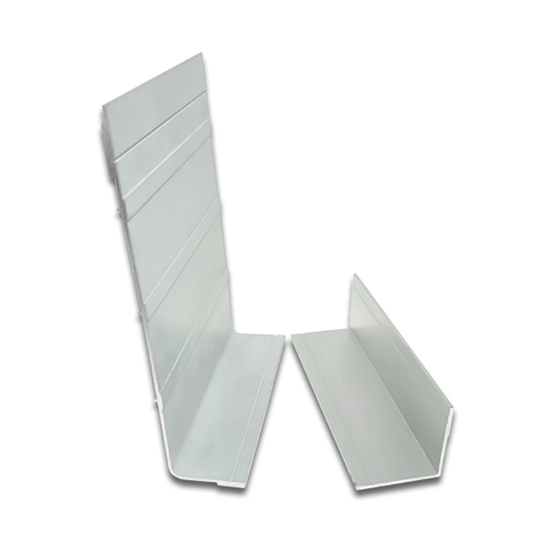 Inner aluminum angle corner covers for reefer trucks