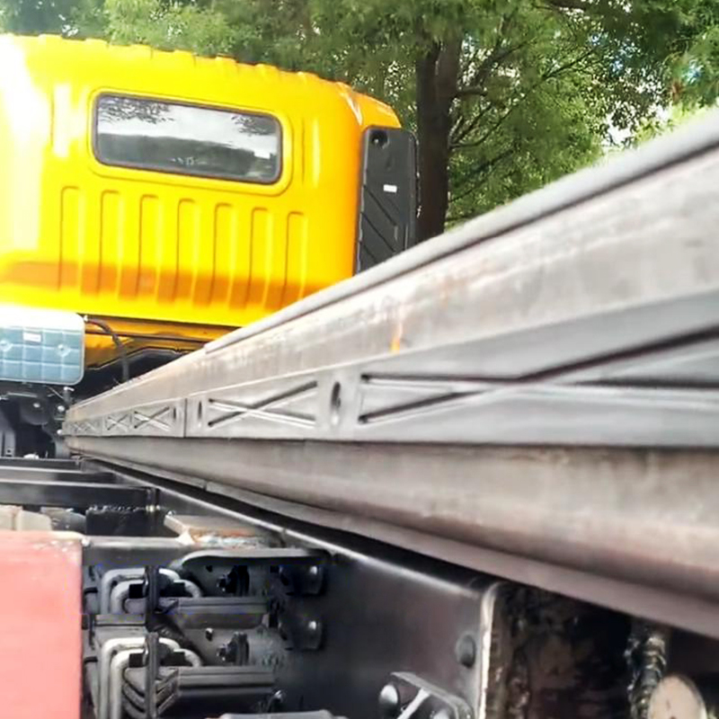 Clearing vehicle slider