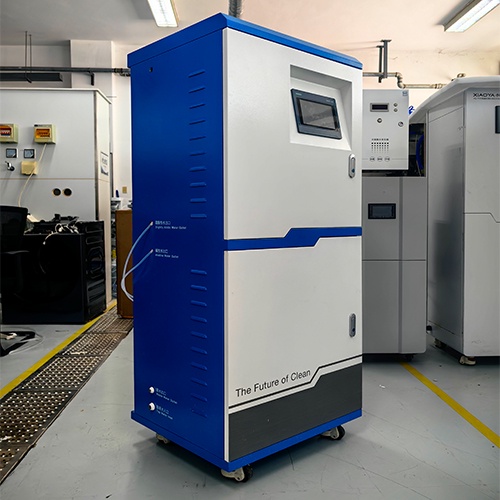 Poultry disinfection hypochlorous acid generator