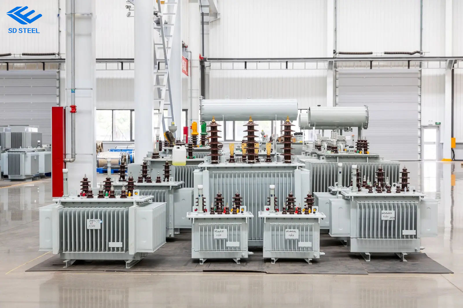 Manufacturer's Three-Phase Oil-Immersed Power Transformer