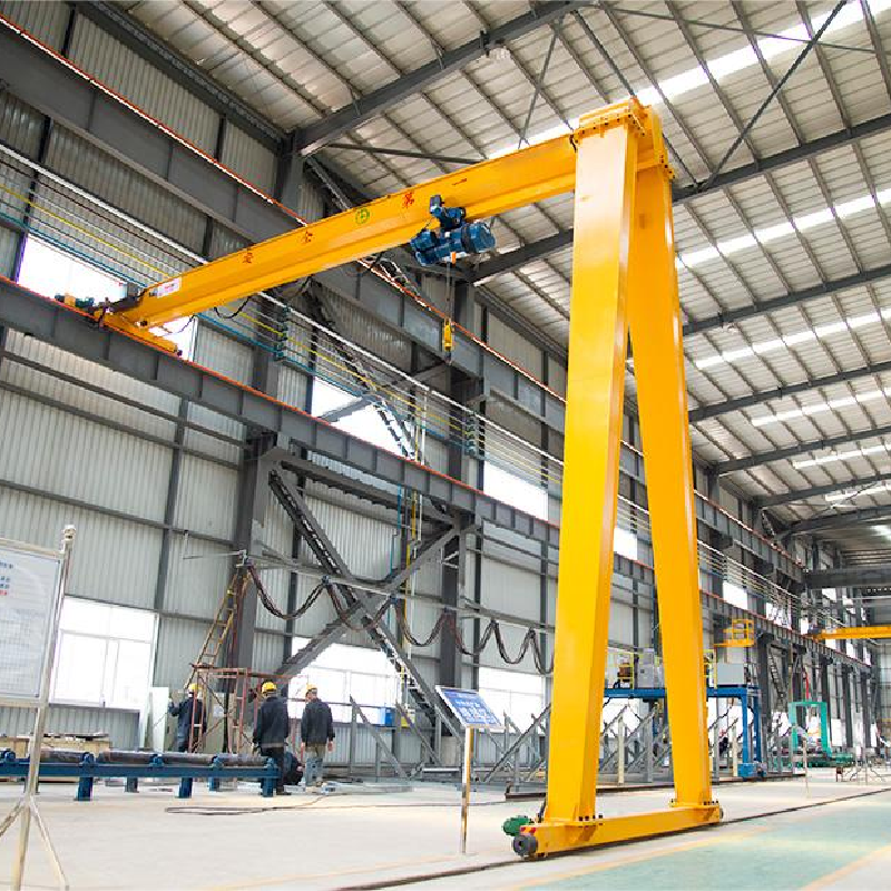 BMH semi-gantry crane