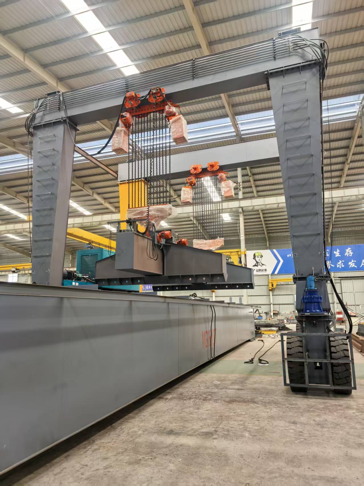 Heavy-Duty Rubber Tyred Gantry Crane (RTG Crane)