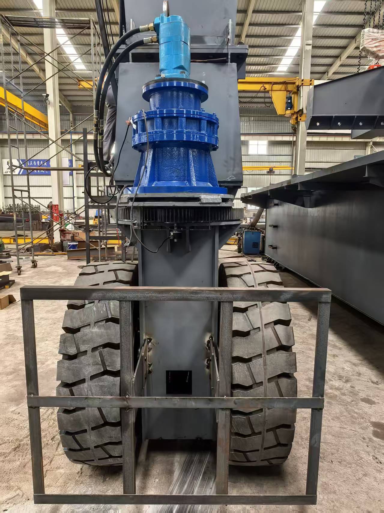 Heavy-Duty Rubber Tyred Gantry Crane (RTG Crane)