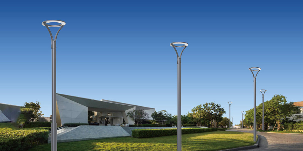 Solar Street Lights: Leading the Green Lighting Era