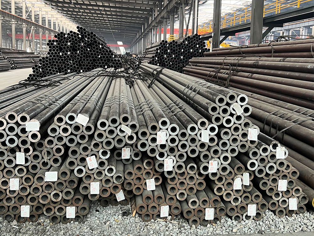 Tubo de aço carbono sem costura