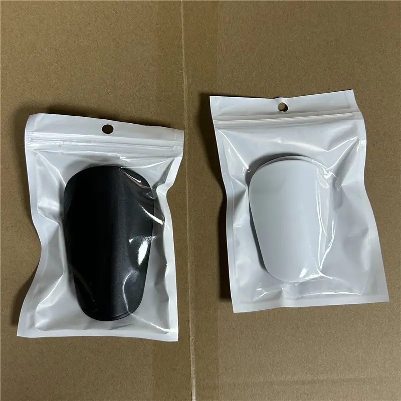 Customized mini soccer shin guards and leg guards for both men and women, made of EVA material, for calf protection