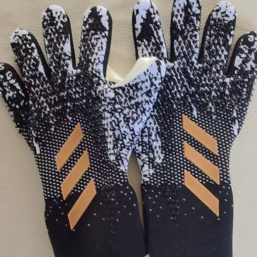 Professional Adult and Children's Football Wear resistant and Anti slip Finger Goalkeeper Gloves