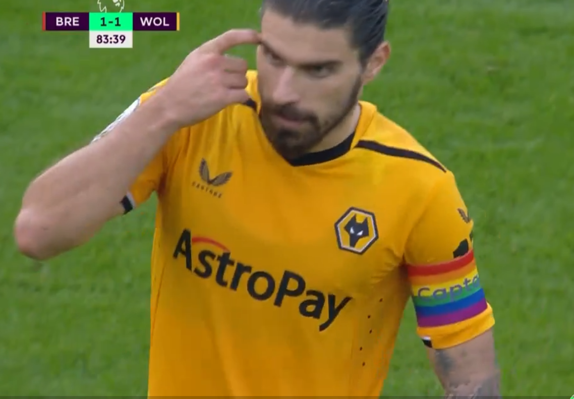 Captain's armband premier league bundesliga color