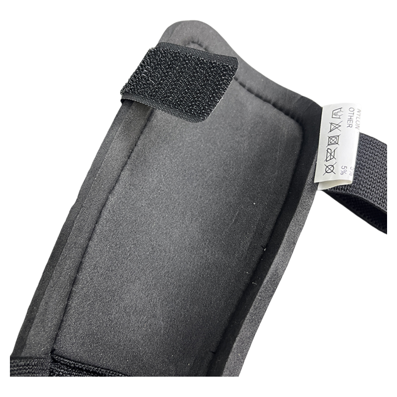 Football shin guards, ankle protectors, strap-fastened shin guards, cycling protective gear