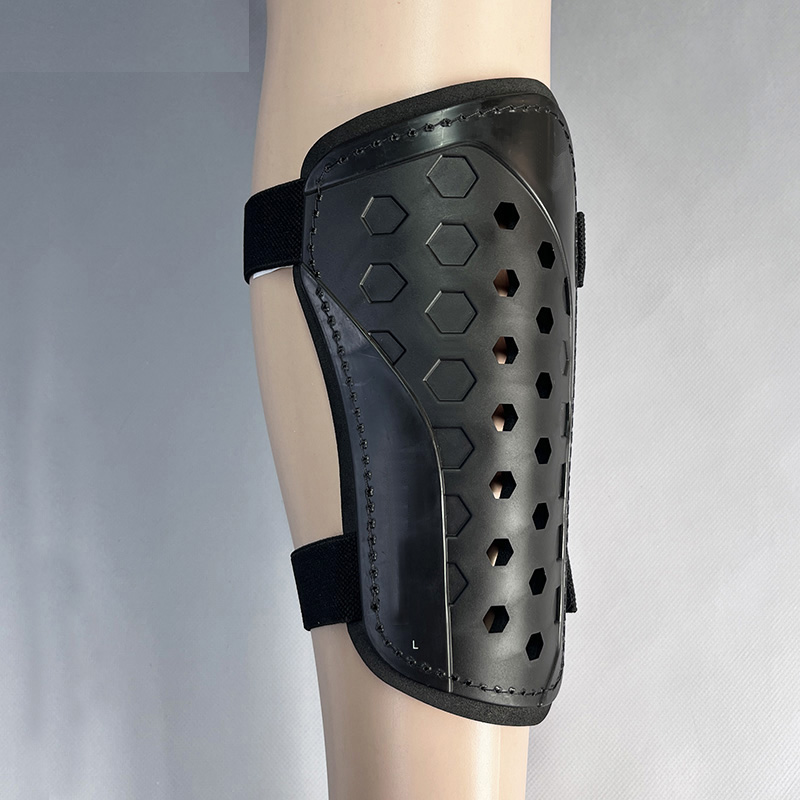 Football shin guards, ankle protectors,  cycling protective gear,strap-fastened shin guards