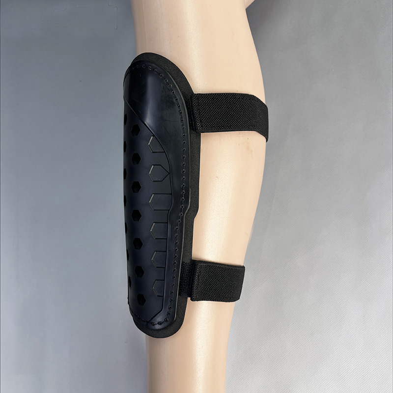 Football shin guards, ankle protectors,  cycling protective gear,strap-fastened shin guards