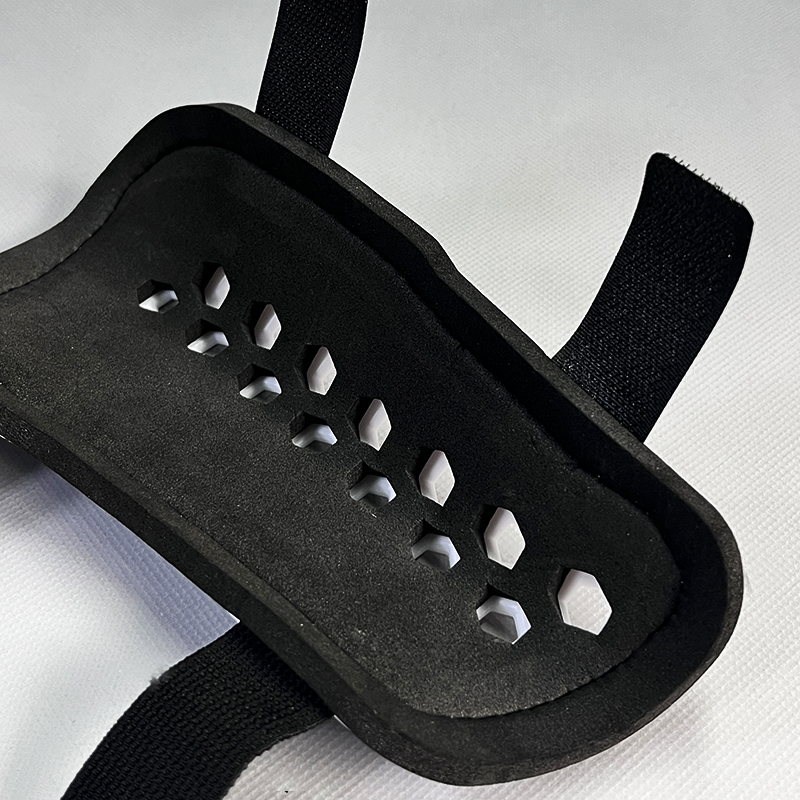 Football shin guards, ankle protectors,  cycling protective gear,strap-fastened shin guards