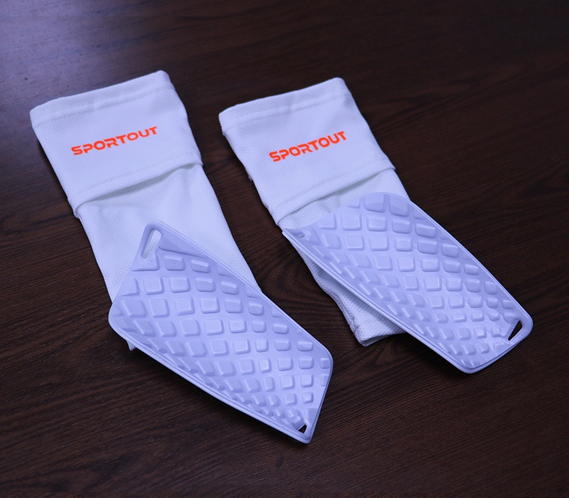 soccer shinpads adult and children sizes shinpads socks 