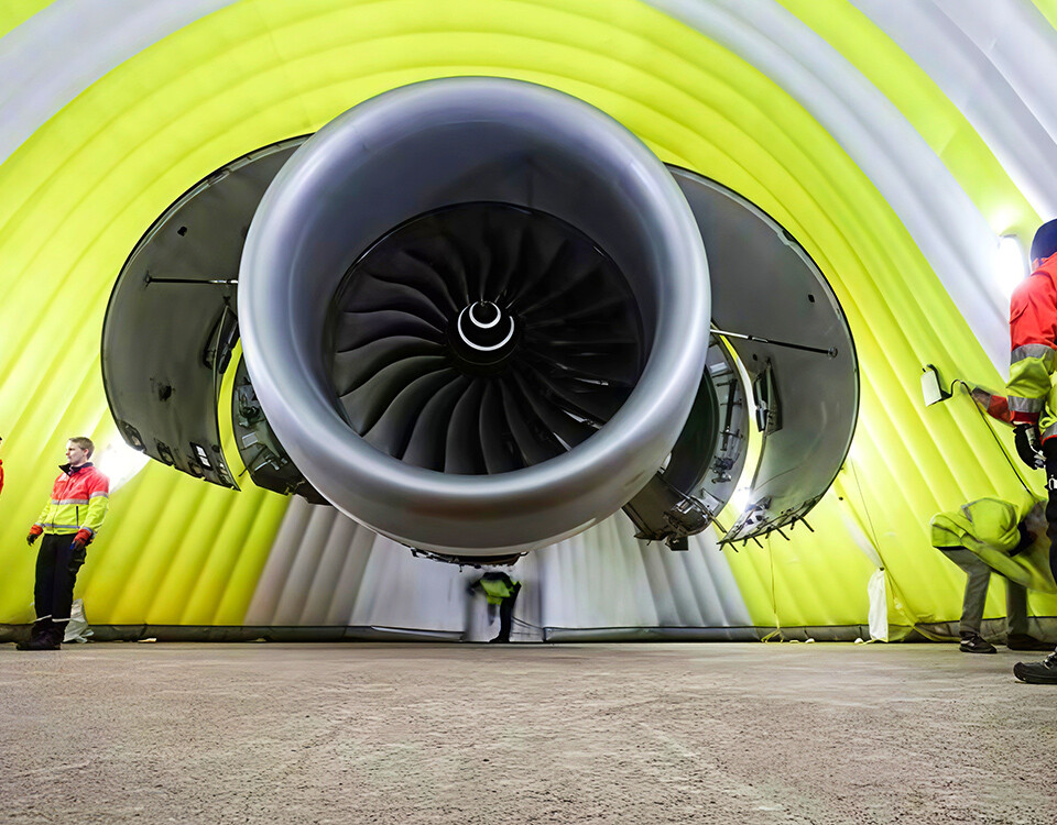 Hangar maintenance tent-2