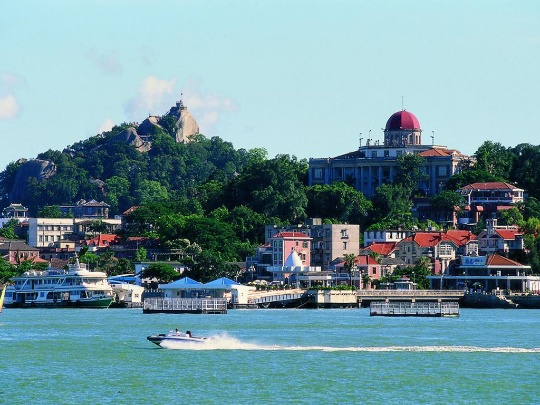 Wuyi Mountain Xiamen Gulangyu Earth Building In-Depth Tour