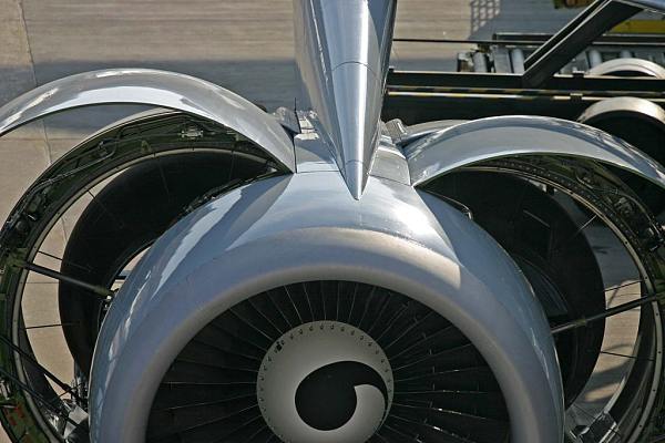 aircraft-engine-1024x682