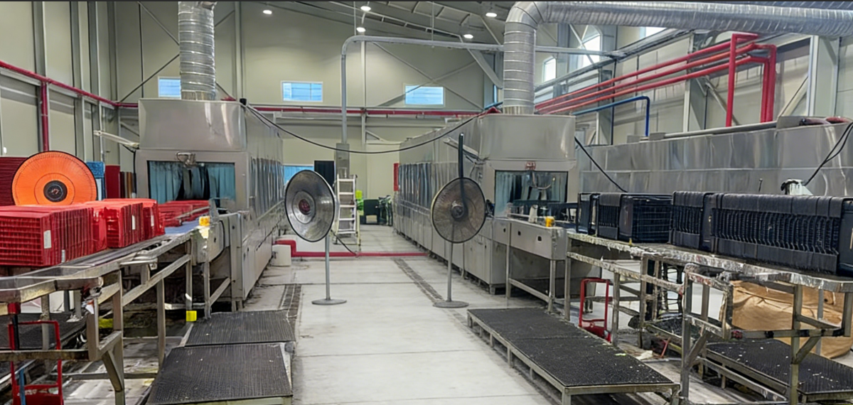 Korean Customer Invites Our Team for On-Site Visit After First Purchase of Turnover Basket Cleaning Machine, Reaching New Cooperation Consensus