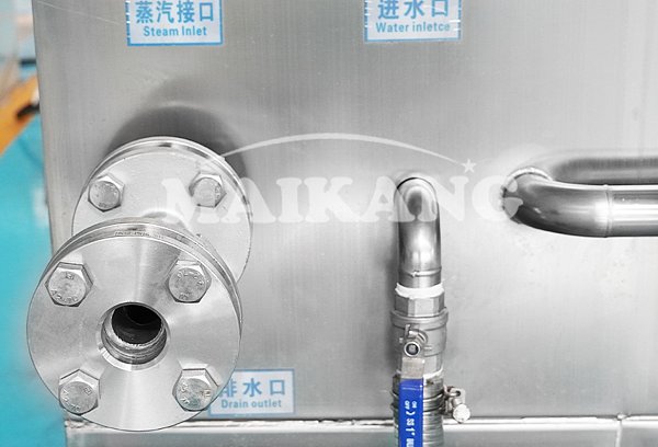 Stainless steel steam inlet, water inlet, and drain outlet. Robust flanged joints and precision ball valve ensure leak-free, easy operation, durability, and hygiene.