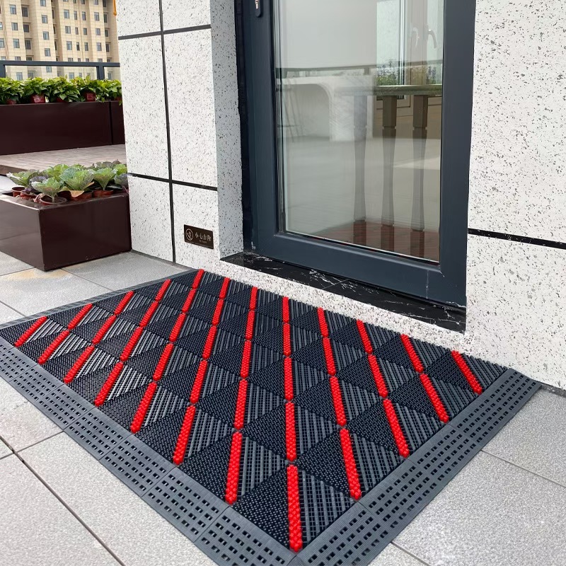 Three-in-one floor mat