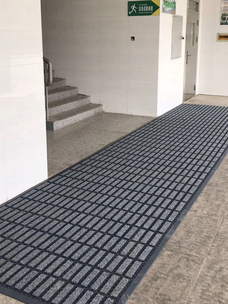 Three carpet dust-removing floor MATS