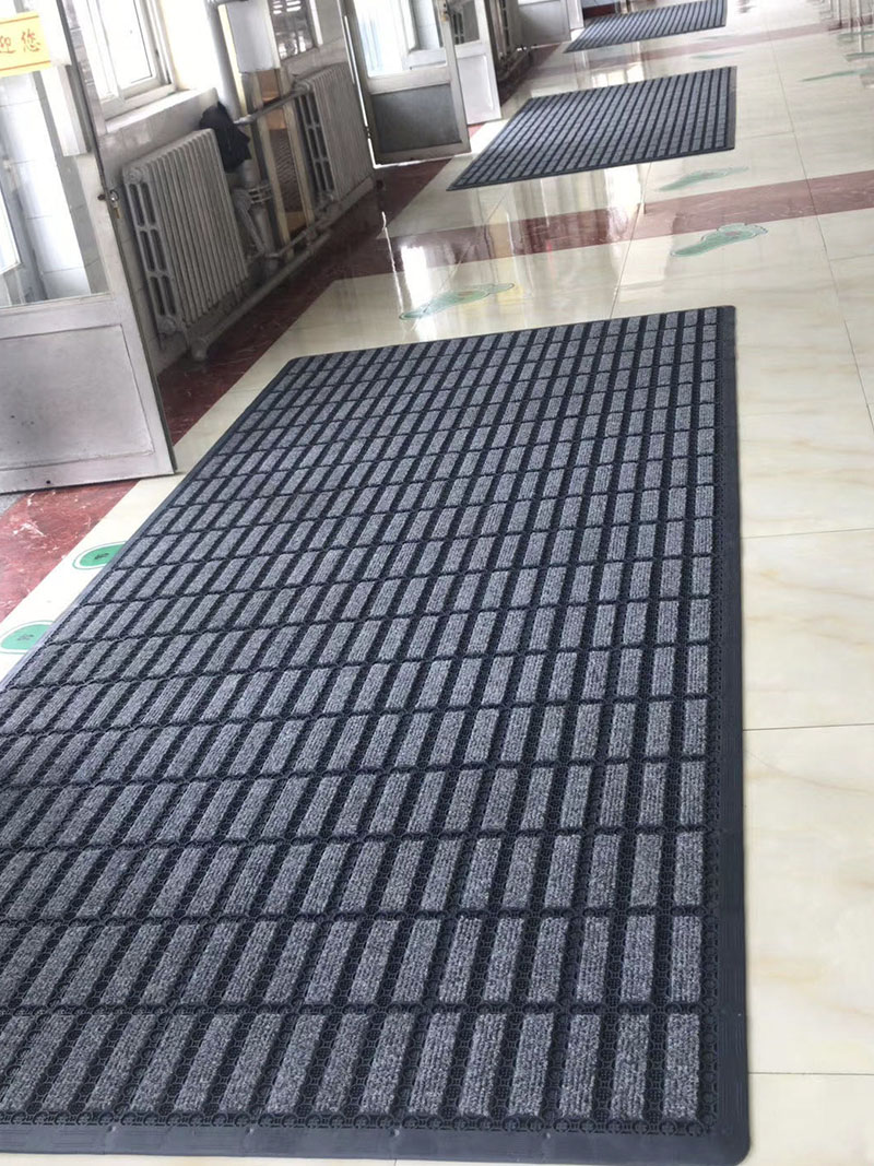 Three carpet dust-removing floor MATS