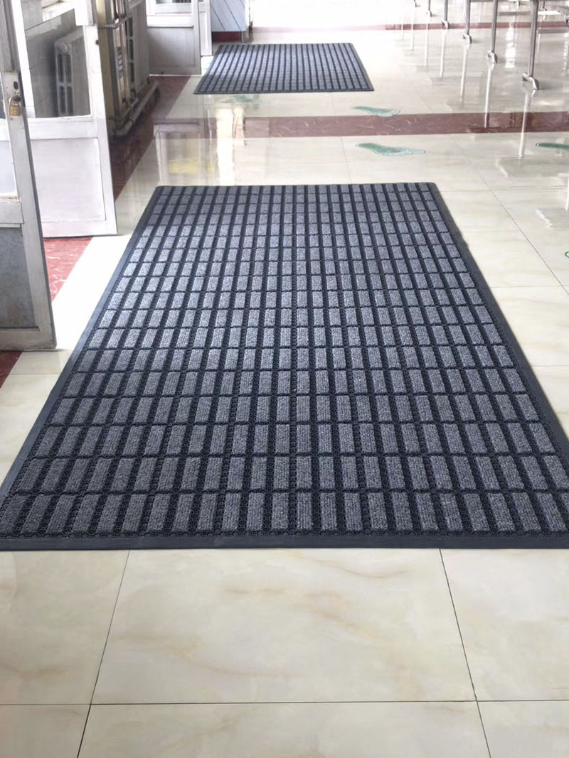 Three carpet dust-removing floor MATS