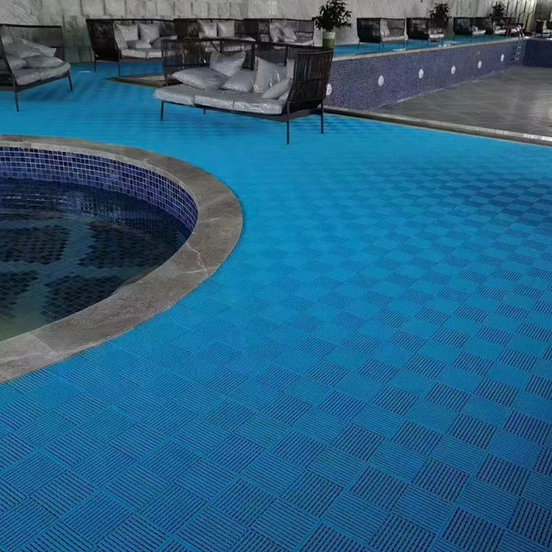 Four-grid anti-slip mat