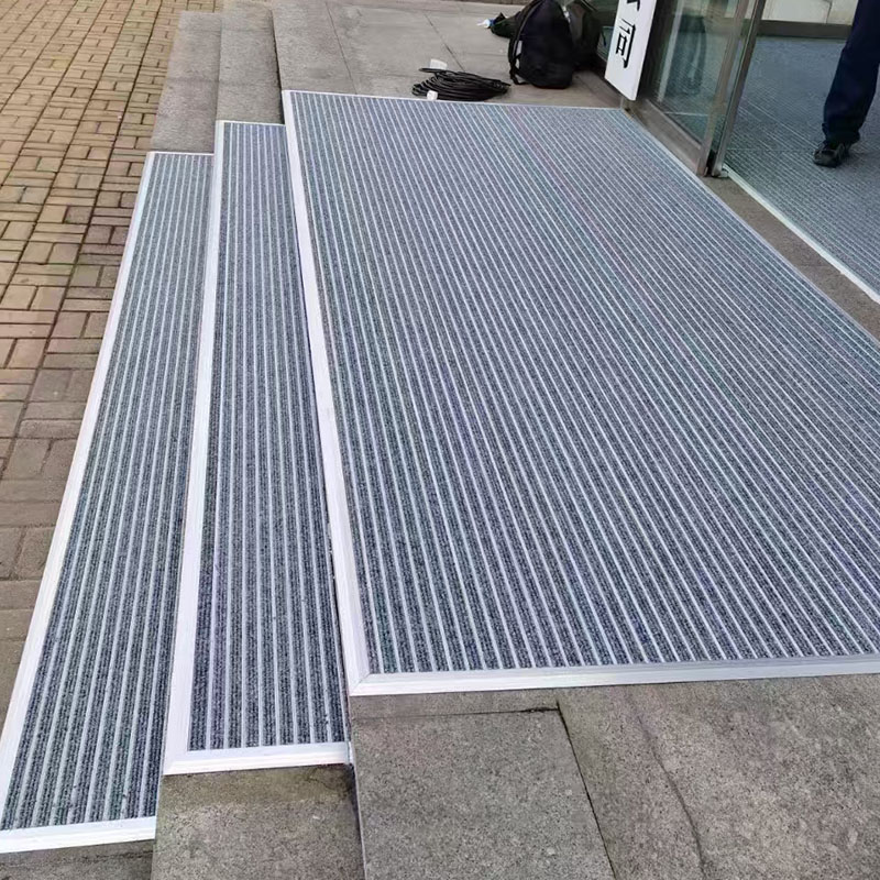 Flat-laid aluminum alloy