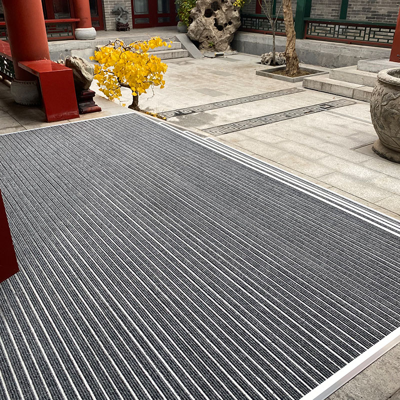 Flat-laid aluminum alloy