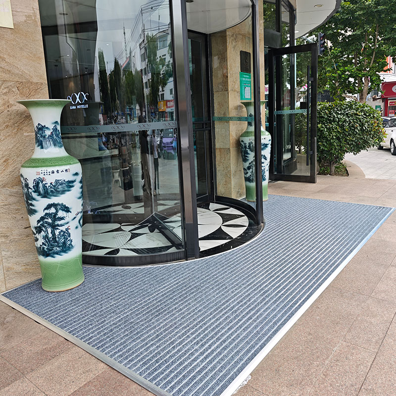 Flat-laid aluminum alloy