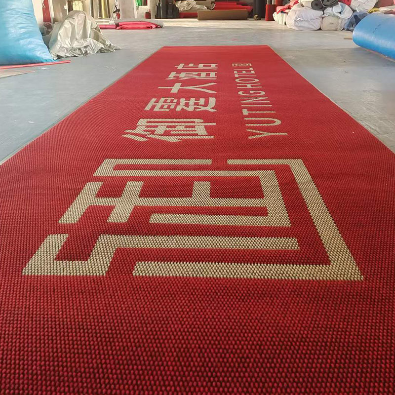 Pineapple patterned carpet