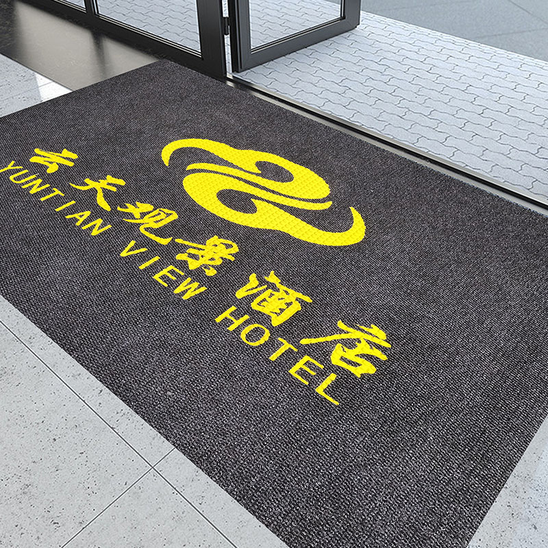 Pineapple patterned carpet