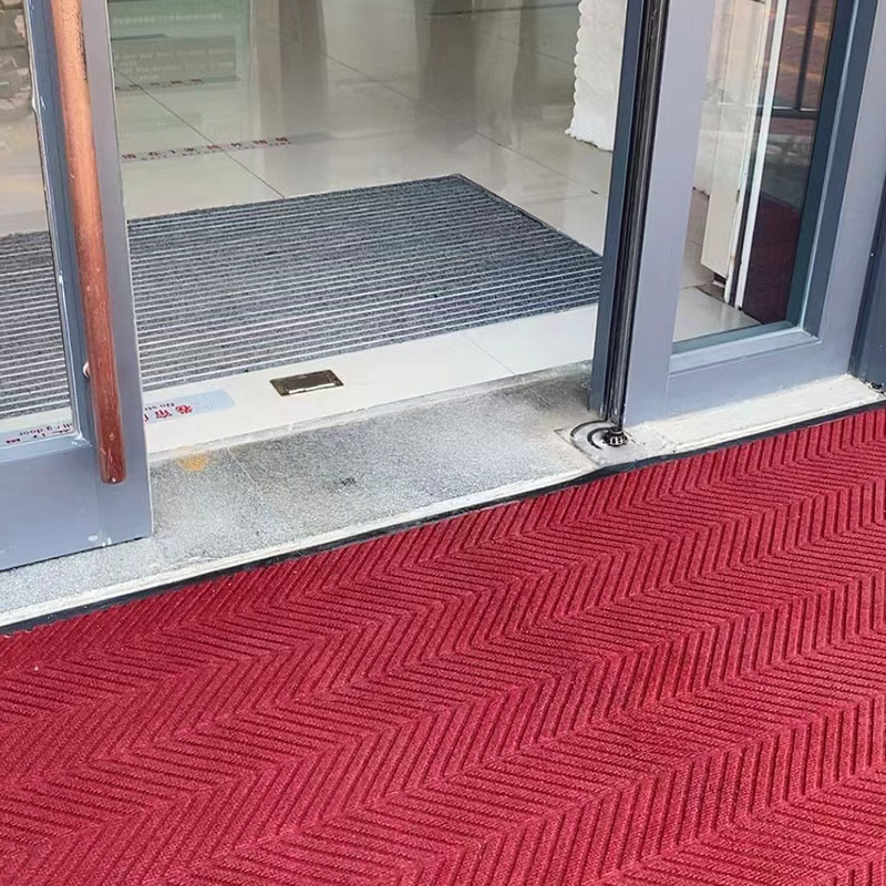 Tire-patterned carpet