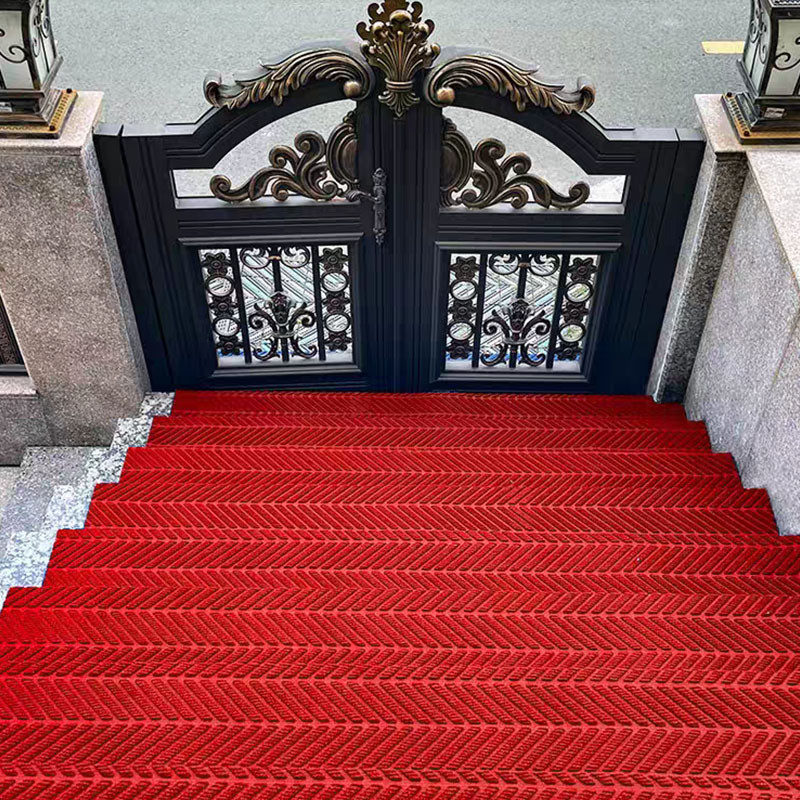 Tire-patterned carpet