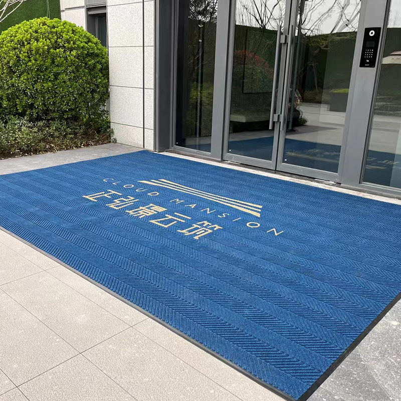 Tire-patterned carpet