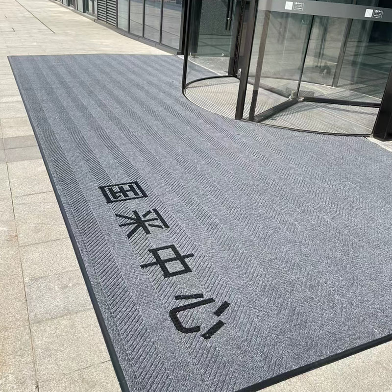 Tire-patterned carpet