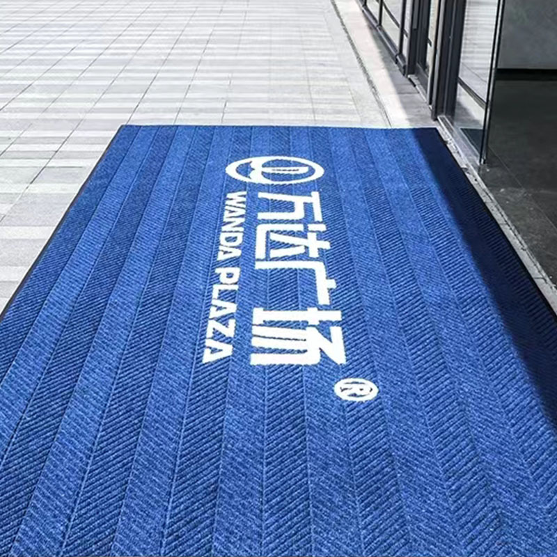 Tire-patterned carpet