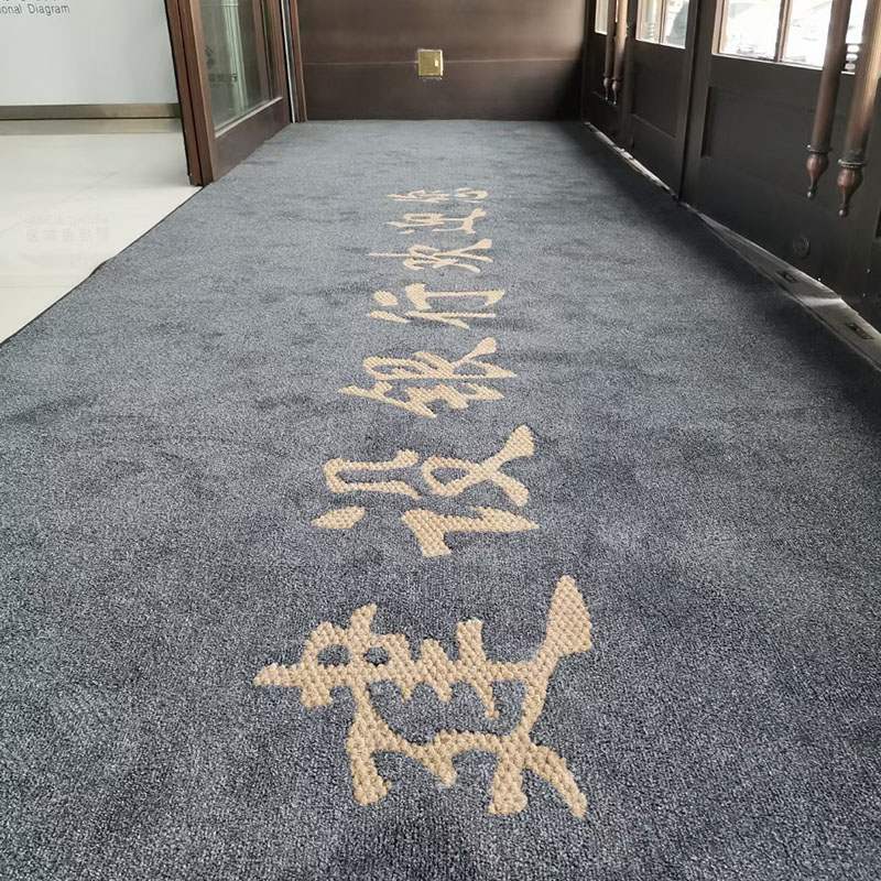 Plush absorbent carpet