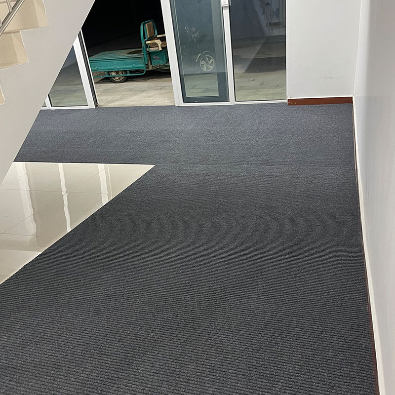 Double-striped carpet