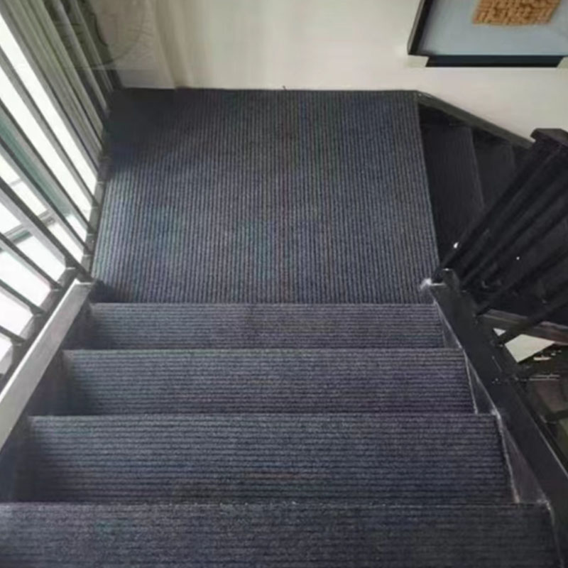 Double-striped carpet