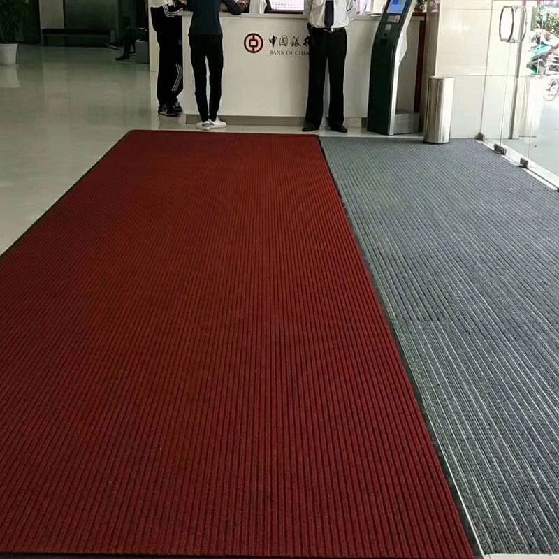 Double-striped carpet