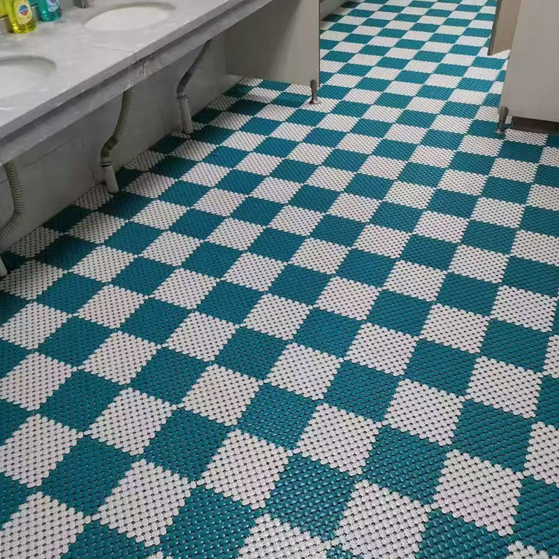 Bathroom anti-slip mat